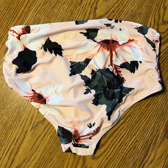 Swimsuit bottoms. - Picture 2 of 3